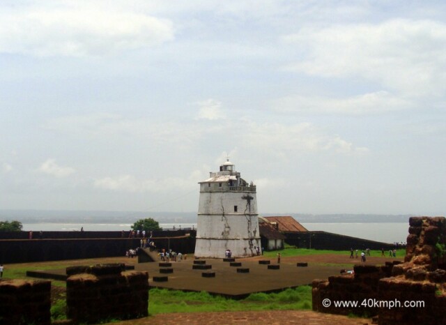 Aguada Fortress (Upper), Candolim (Bardez, Goa, India) - Built in 1612