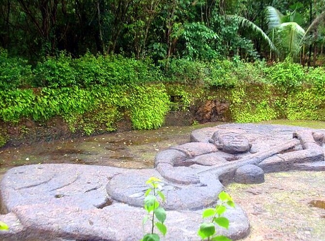 Longest Laterite Sculpture in India - Mirabai at Big Foot, Loutolim (Salcete,, Goa, India)