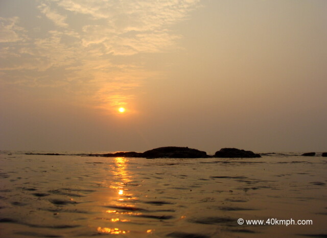 Sunset at Juhu Beach (Mumbai Suburban, Maharashtra, India)