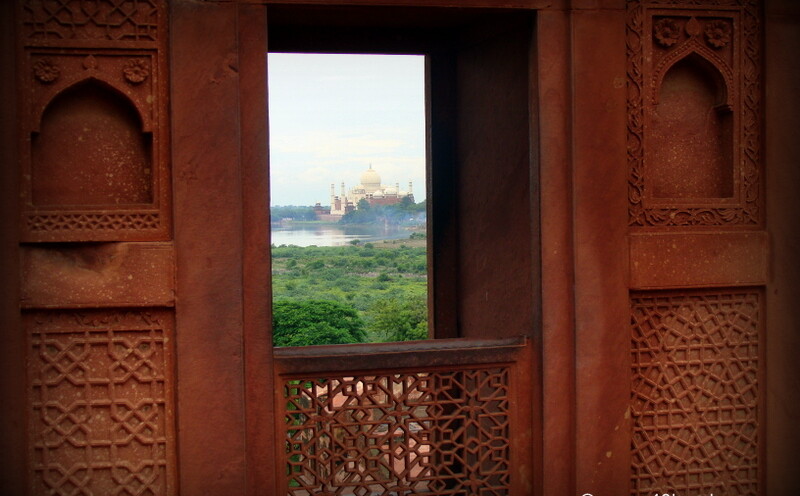 View of Taj Mahal from Akbari Mahal, Agra Fort (Uttar Pradesh, India)