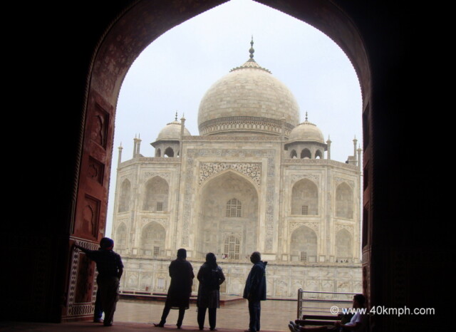 View of Taj Mahal from Mihman Khana, Agra (Uttar Pradesh, India)