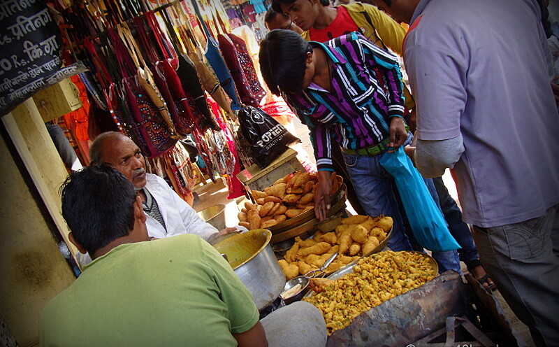 Mirchi Bada for Breakfast at Pushkar Chaat Bhandar, Kapra Bazaar, Yagya Ghat, Pushkar, Rajasthan, India