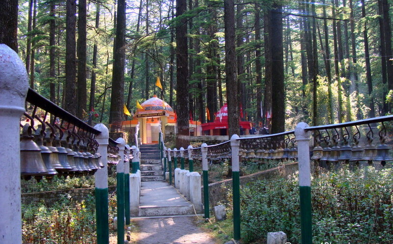 Tarkeshwar Mahadev Temple near Gundalkhet village (Pauri Garhwal, Uttarakhand, India)