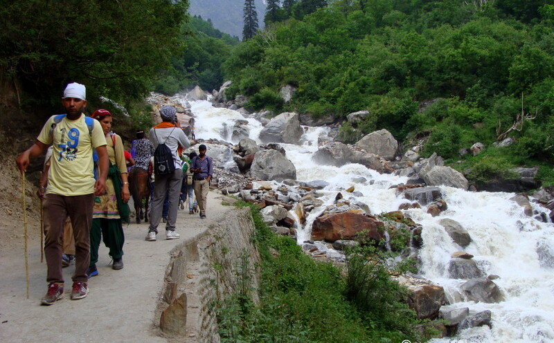 Trek Path to Ghangaria from Govindghat, Uttarakhand, India