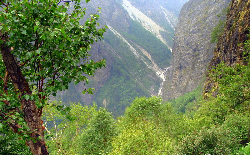 View of Way to Valley of Flowers from Ghangaria Hemkund Trek, Uttarakhand, India