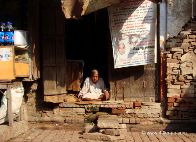 Ayurvedic Vaidya in front of Sabzi Bazar, Loi Bazar, Vrindavan, Uttar Pradesh, India