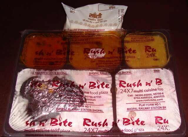 Dinner Delivery in Train at Bhopal Railway Station, Madhya Pradesh, India