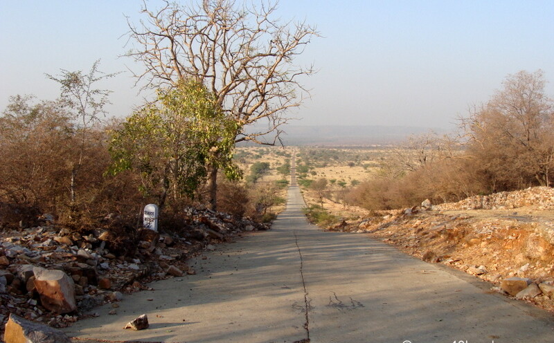 Road to Bhimlat Waterfall, Bundi, Rajasthan, India