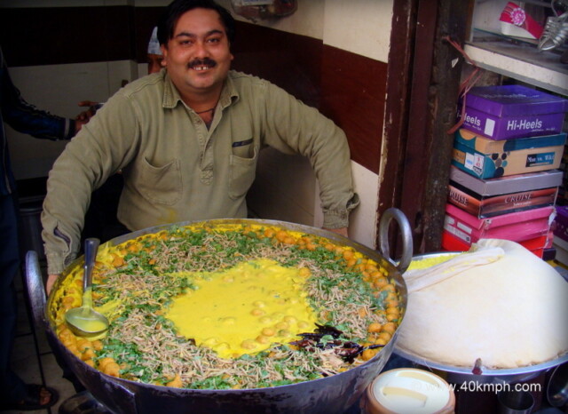 Kadhi Chawal at Kakkar Ganj (nearby Chowk Fawara), Saharanpur, Uttar Pradesh, India