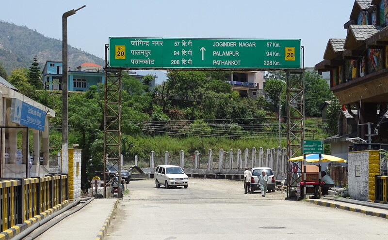 Distance from Mandi (Himachal Pradesh, India) to various Cities