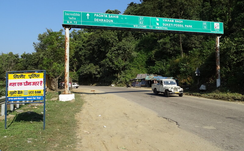 Distance from Nahan (Himachal Pradesh, India) to Various Places