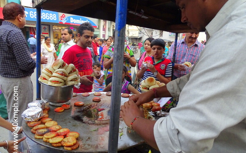 Tikki Wala at Ahluwalia Katra Chowk, Amritsar, Punjab, India