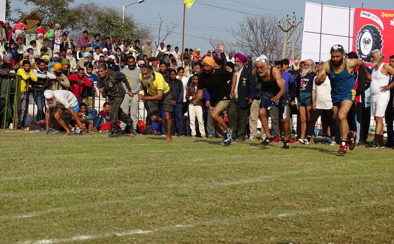 Old Gentleman's 100m Race at Kila Raipur Sports Festival 2015 in Punjab, India