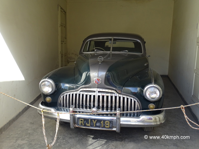 Buick Super Saloon 1946 USA