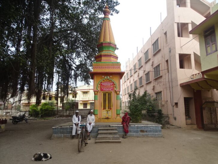 Shree Bapusaheb Jog (Shree Sai Baba's First Poojari) Samadhi Mandir, Sakori, Shirdi, Maharashtra, India