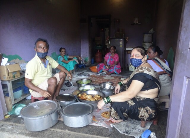 Gajanan Puri Bhaji, Chimbai Road, Bandra (West), Mumbai, Maharashtra