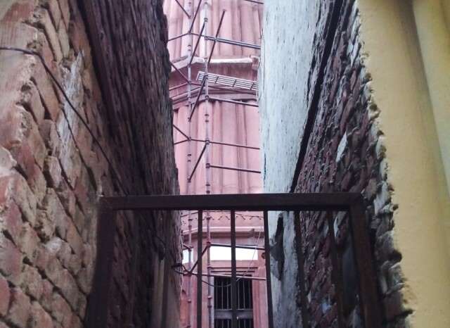 Entrance of Chhoti/Mini Qutb Minar, Hastsal Village, Uttam Nagar, Delhi, India