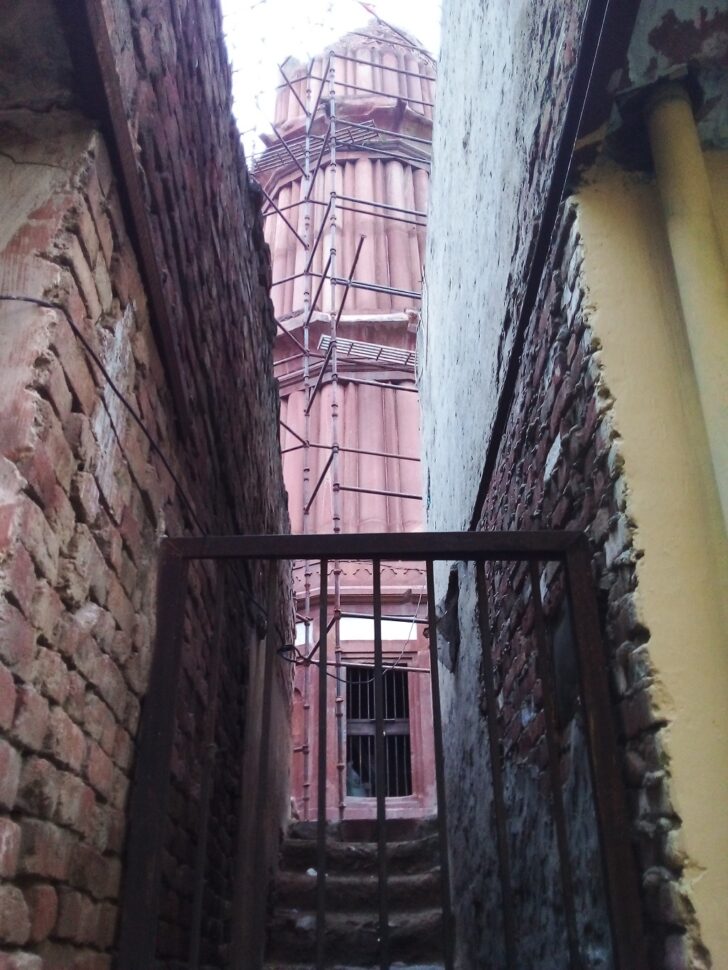 Entrance of Chhoti/Mini Qutb Minar, Hastsal Village, Uttam Nagar, Delhi, India