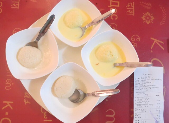 Rajbhog (Plain) & Rossomalai (Saffron) - Bengali Sweets (K.C. Das, Esplanade East, Kolkata, India)