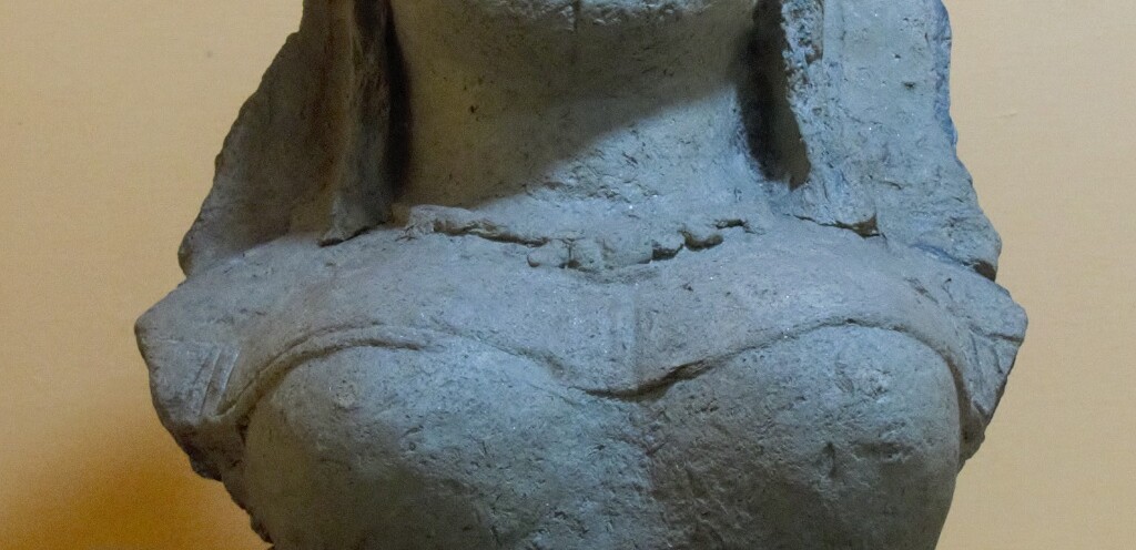 Bust of Lady - Fareedpur (Bareilly, India), C. 3rd Century C.E.