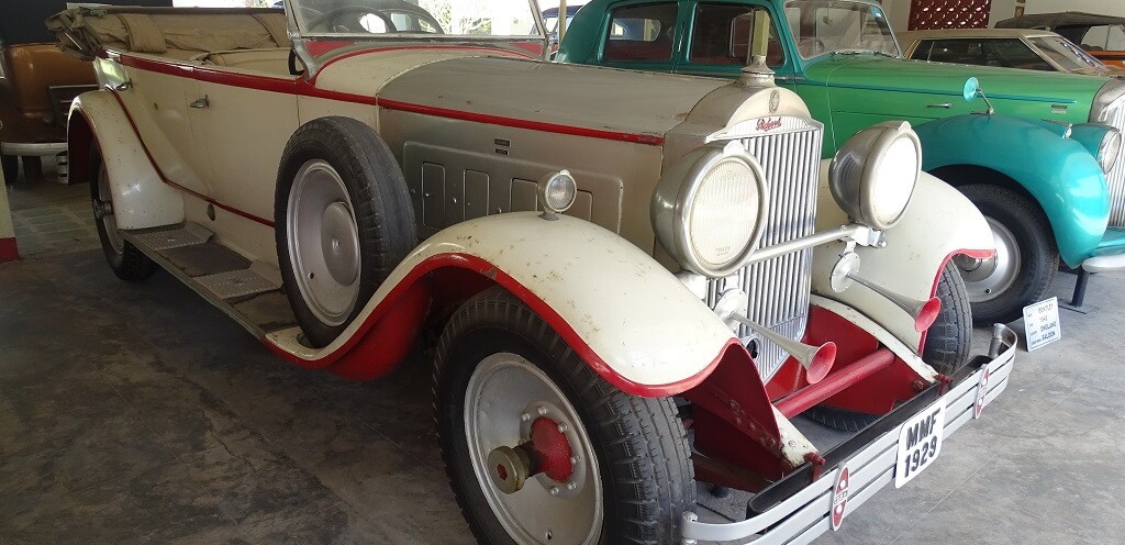 1929 Packard (U.S.A.) at Auto World Museum, Ahmedabad (Gujarat, India)