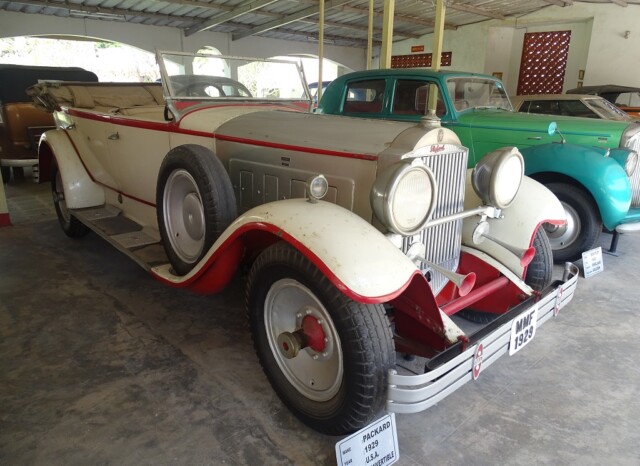 1929 Packard (U.S.A.) at Auto World Museum, Ahmedabad (Gujarat, India)
