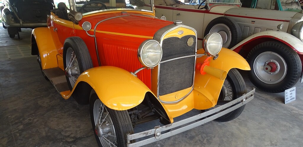 1931 Ford "A" (U.S.A.) at Auto World Museum, Ahmedabad (Gujarat, India)