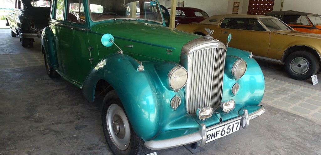 1948 Bentley (England) at Auto World Museum, Ahmedabad (Gujarat, India)