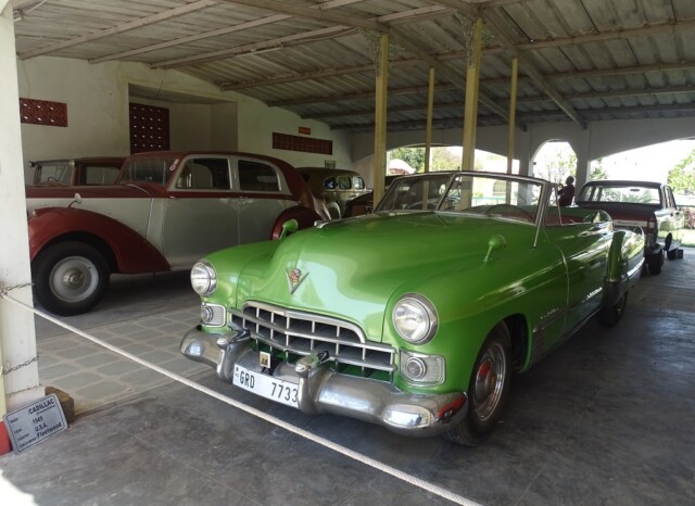1949 Cadillac (U.S.A.) at Auto World Museum, Ahmedabad (Gujarat, India)