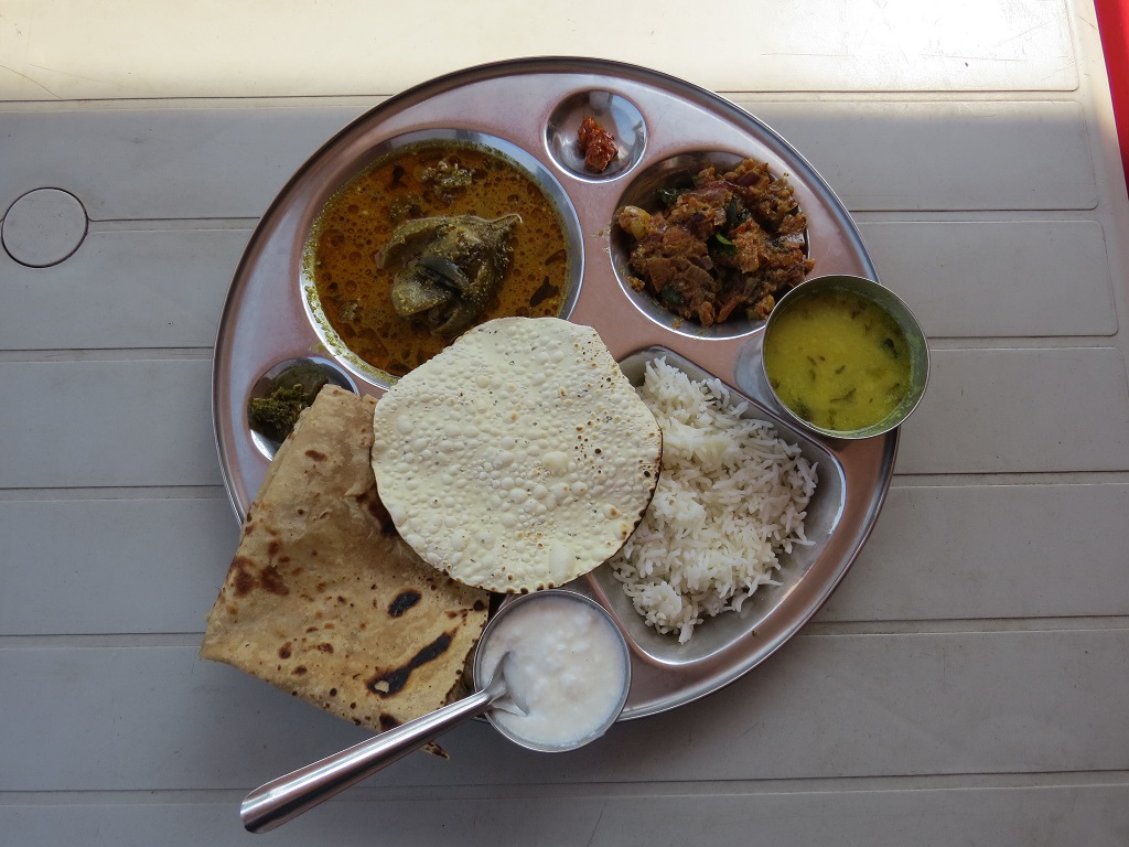 Maharashtrian Veg. Lunch Thali at Agnipankha Home Stay