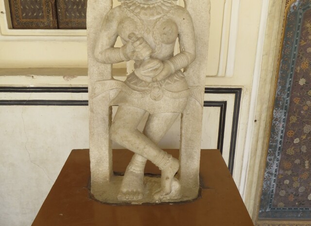 17th Cent. A.D. Manjira Vadini (Amber, India)