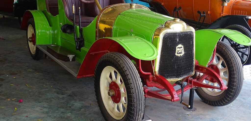 1906 Mors (France) at Auto World Museum, Ahmedabad (Gujarat, India)
