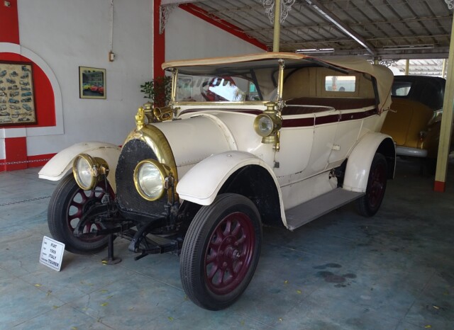 1909 Fiat (Italy) at Auto World Museum, Ahmedabad (Gujarat, India)