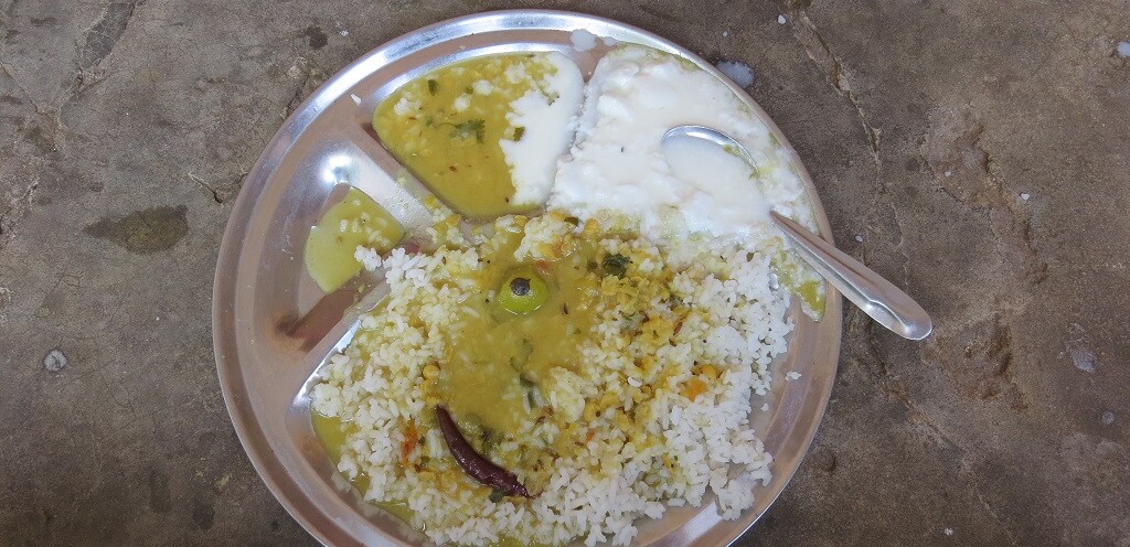 Raj Bhog at Yogiraj Devraha Baba Samadhi Sthal and Ashram across Kesi Ghat, Vrindavan (Uttar Pradesh, India)