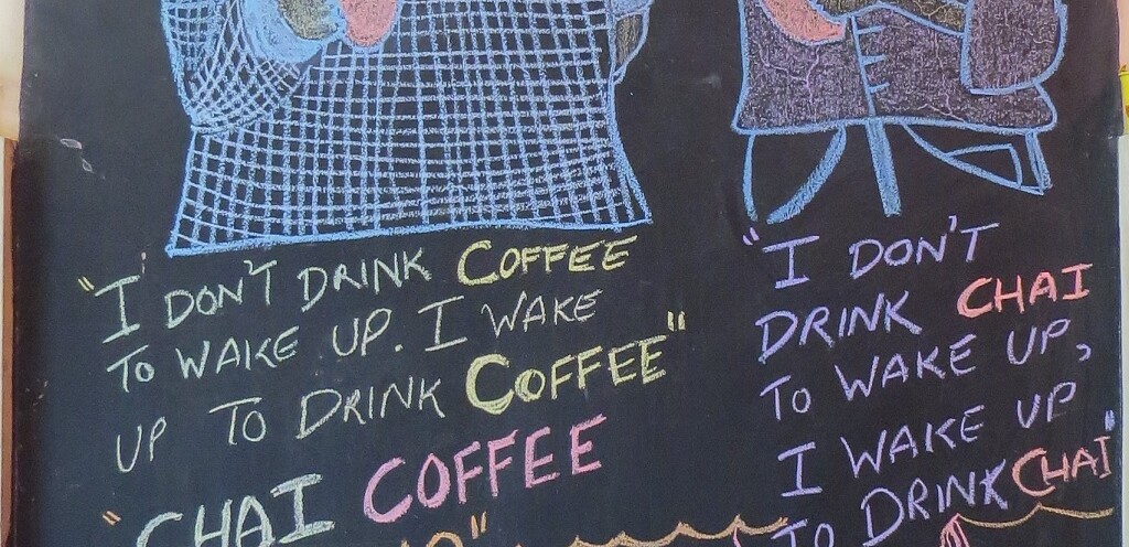 Chalk Art (by Murtaza) at Malgudi House (Vapi, Gujarat, India)