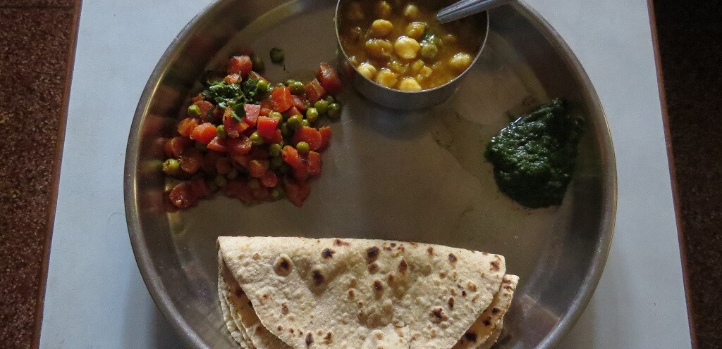 Homemade Unlimited Vegetarian Thali for Lunch at Marwari Tiffin Center in Vrindavan, Uttar Pradesh (India)