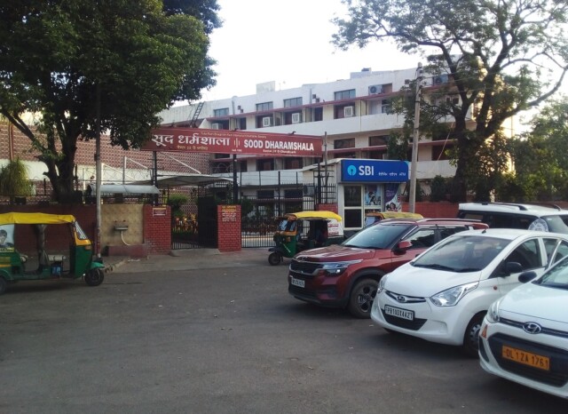 Sood Dharamshala - Best Budget Accommodation in Chandigarh (India)