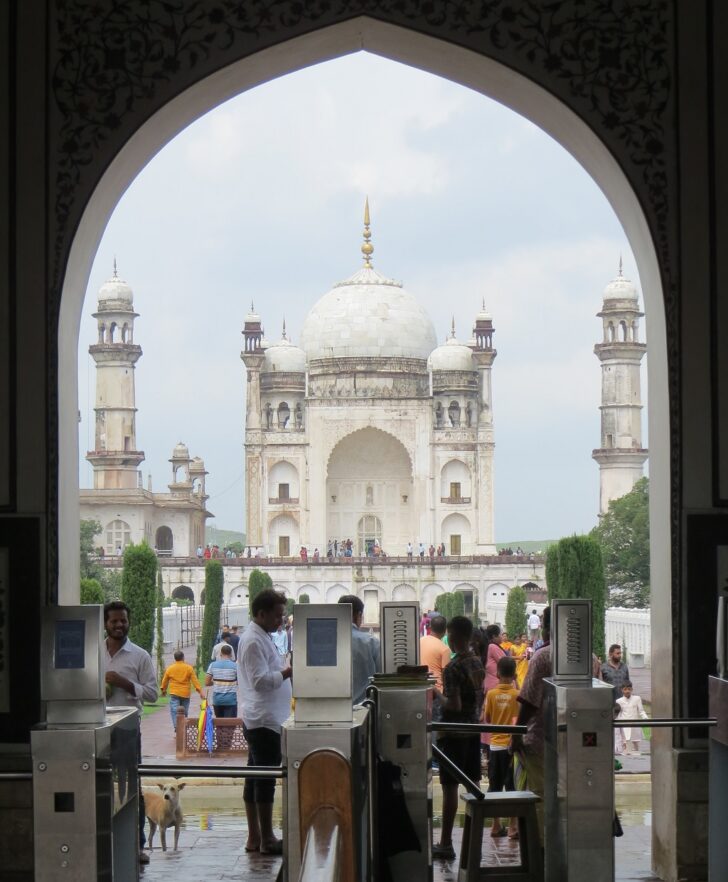 View of 'Bibi Ka Maqbara' through Arch (Aurangabad, Maharashtra, India)