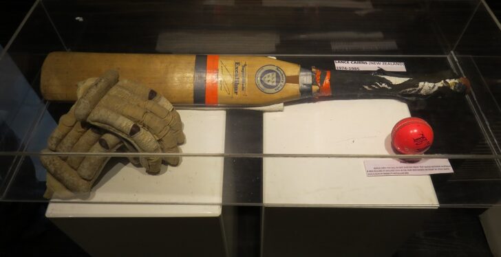 Lance Cairns (New Zealand) Cricket Bat & Batting Gloves (‘Blades of Glory’ Cricket Museum in Pune, Maharashtra)