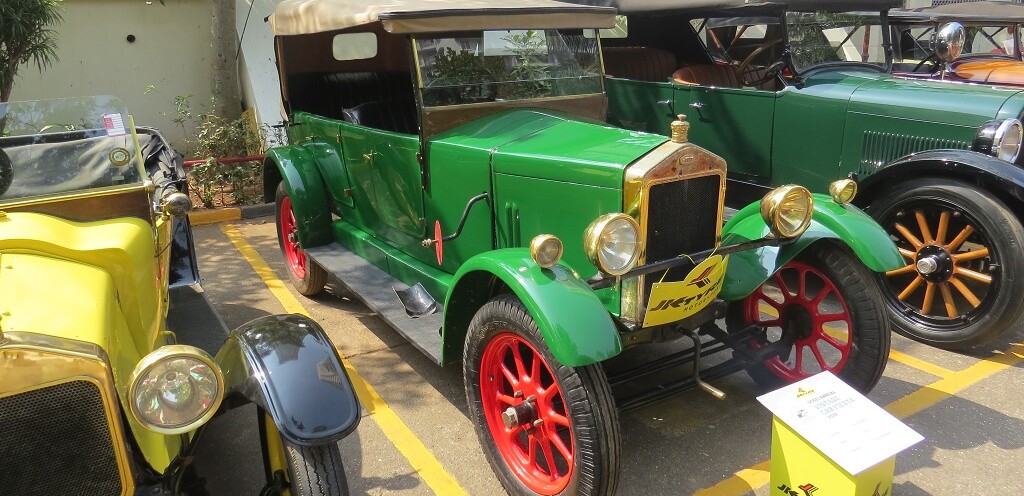 Wolseley (1914 Model) at VCCCI Annual Vintage Car Fiesta 2024, World Trade Centre, Mumbai (Maharashtra, India)