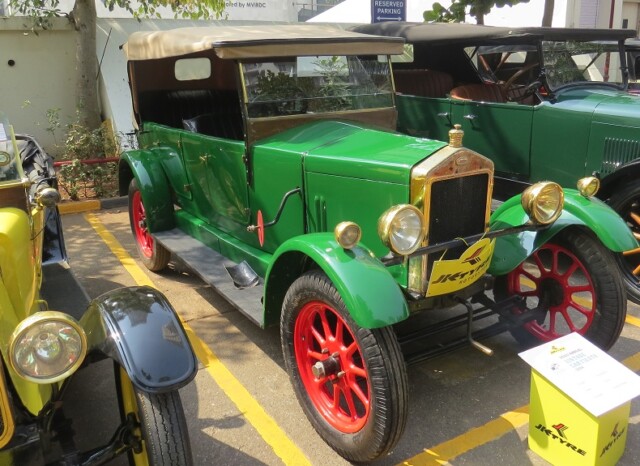 Wolseley (1914 Model) at VCCCI Annual Vintage Car Fiesta 2024, World Trade Centre, Mumbai (Maharashtra, India)