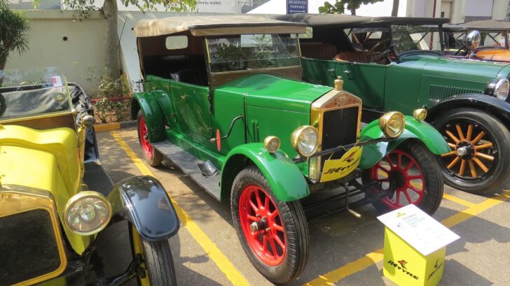 Wolseley (1914 Model) at VCCCI Annual Vintage Car Fiesta 2024, World Trade Centre, Mumbai (Maharashtra, India)