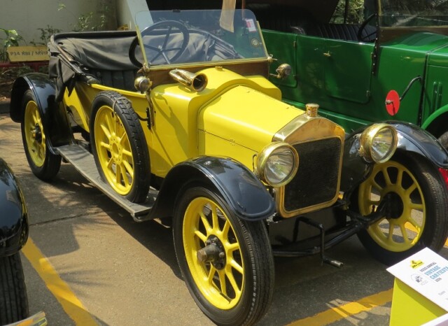 Wolseley (1914 Model) at VCCCI Annual Vintage Car Fiesta 2024, World Trade Centre, Mumbai (Maharashtra, India)