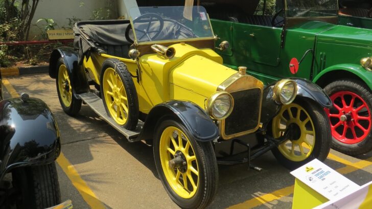Wolseley (1914 Model) at VCCCI Annual Vintage Car Fiesta 2024, World Trade Centre, Mumbai (Maharashtra, India)
