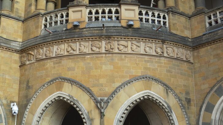 16 Busts of Different Communities that Constitute Bombay at Chhatrapati Shivaji Maharaj Terminus in Mumbai (Maharashtra, India)