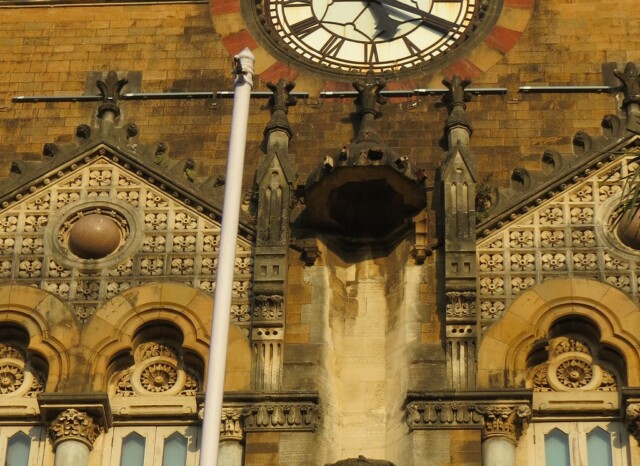Queen Victoria's Missing Statue at Chhatrapati Shivaji Maharaj Terminus in Mumbai (Maharashtra, India)