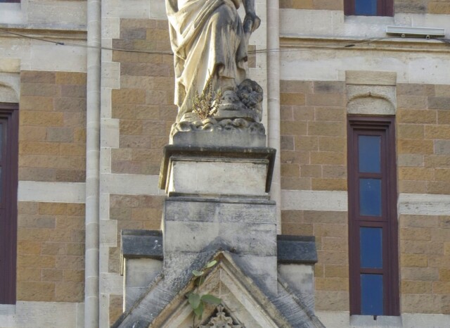 Mumbai's Angel Atop BMC HQ