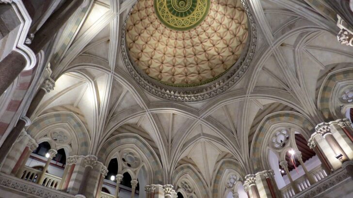 The Central Dome of the MCGM (Mumbai) Building