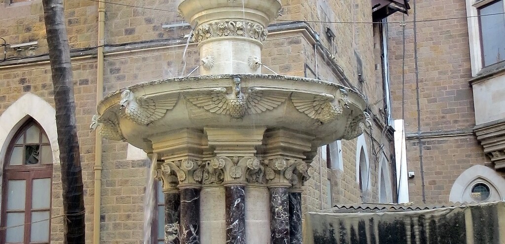 The Duck Fountain at BrihanMumbai Municipal Corporation Building, Mumbai (Maharashtra)