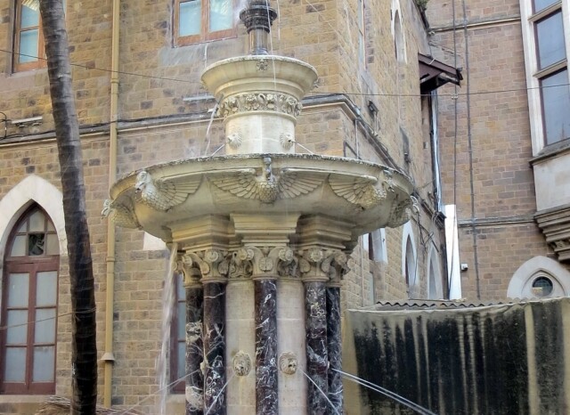 The Duck Fountain at BrihanMumbai Municipal Corporation Building, Mumbai (Maharashtra)